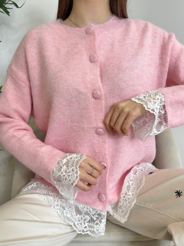 Pull rose en dentelle