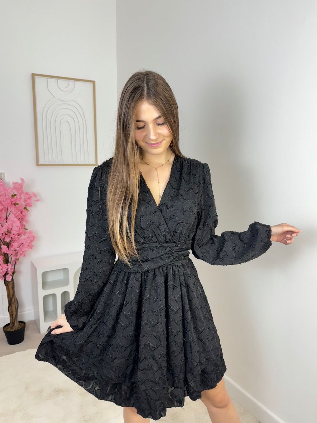 Robe noir (contient des coques)