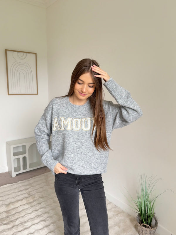 Pull Amour gris