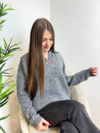 Pull à motifs cerises